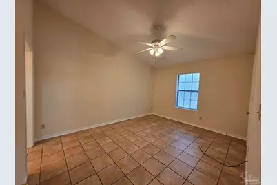 1440 N 61st Ave #8D, Pensacola, FL 32506 - Photo 10