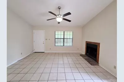 1440 N 61st Ave #8D, Pensacola, FL 32506 - Photo 4
