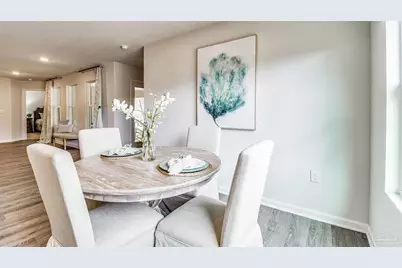 9736 Dutton Ln, Milton, FL 32583 - Photo 10