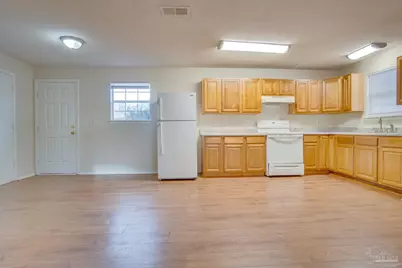 1880 Godfrey St, Pensacola, FL 32501 - Photo 14