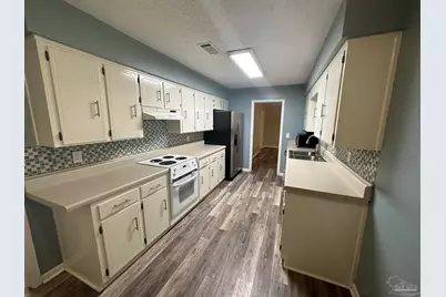 5932 Schofield Dr, Pensacola, FL 32506 - Photo 4