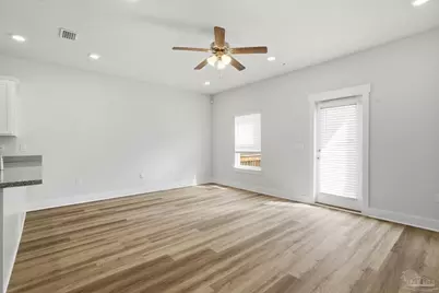 9422 Nature Creek Ln, Pensacola, FL 32526 - Photo 10