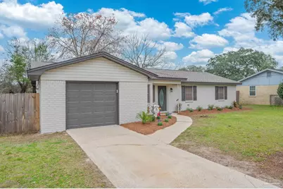 4960 La Ventana Ct, Bellview, FL 32526 - Photo 2