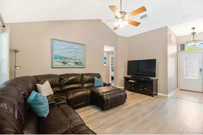 1677 Village Pkwy, Gulf Breeze, FL 32561 - Photo 20