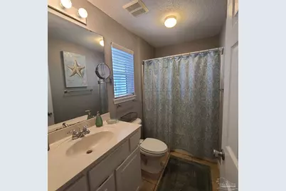 8436 Gulf Blvd, Navarre, FL 32566 - Photo 10