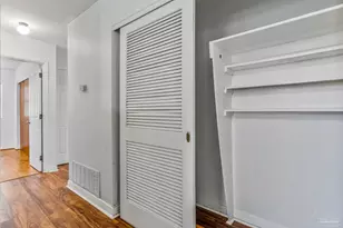 6307 E Shore Dr, Pensacola, FL 32505 - Photo 16