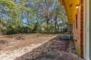 6307 E Shore Dr, Pensacola, FL 32505 - Photo 30