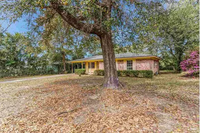 6307 East Shore Dr, Pensacola, FL 32505 - Photo 38