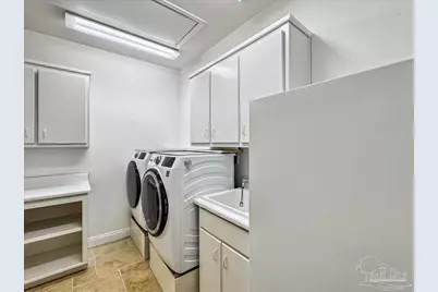 2624 San Antonio Dr, Milton, FL 32583 - Photo 32