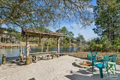 2624 San Antonio Dr, Milton, FL 32583 - Photo 6