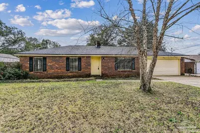 6931 Falcon Dr, Pensacola, FL 32526 - Photo 2