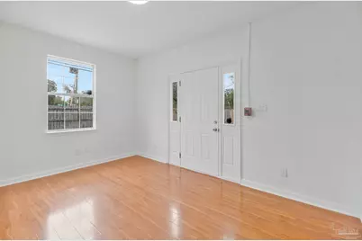 8090 Tippin Ave, Pensacola, FL 32514 - Photo 4