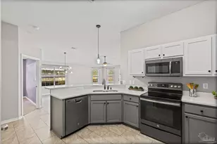 10408 Millbrook Dr, Pensacola, FL 32534 - Photo 6