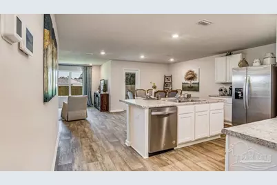 9735 Dutton Ln, Milton, FL 32583 - Photo 2