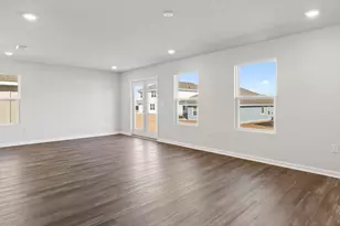 9731 Dutton Ln, Milton, FL 32583 - Photo 8