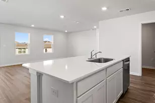 9731 Dutton Ln, Milton, FL 32583 - Photo 10