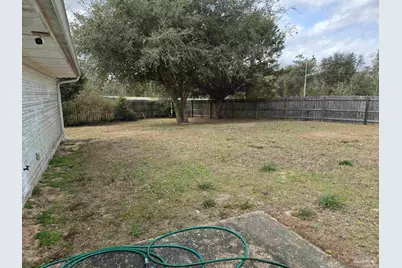 6502 Starboard Dr, Milton, FL 32570 - Photo 2