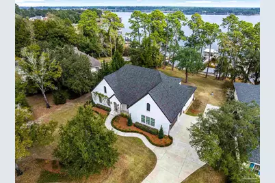 3940 Plantation Cove Ct, Milton, FL 32583 - Photo 2