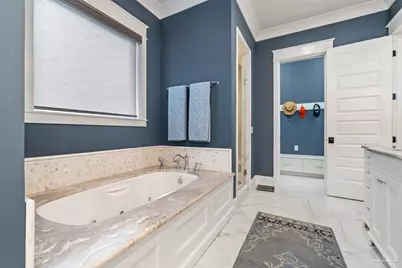 3940 Plantation Cove Ct, Milton, FL 32583 - Photo 12