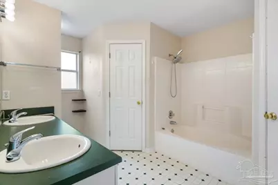 9523 Parker Pl Dr, Navarre, FL 32566 - Photo 18