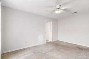 9523 Parker Pl Dr, Navarre, FL 32566 - Photo 8