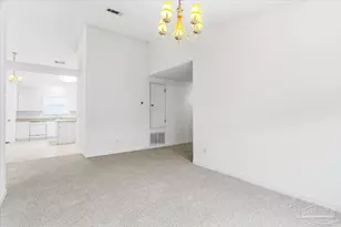 9523 Parker Pl Dr, Navarre, FL 32566 - Photo 6