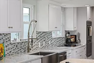 4528 Bayside Dr, Milton, FL 32583 - Photo 18