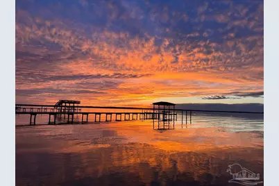 4528 Bayside Dr, Milton, FL 32583 - Photo 2