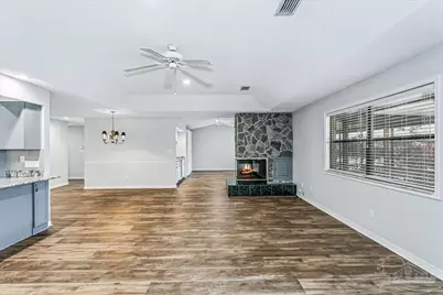 5073 Leeward Dr, Pensacola, FL 32507 - Photo 14