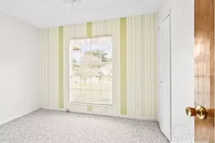 4111 Capri Dr, Pensacola, FL 32504 - Photo 10