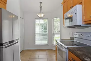 1342 Tiger Lake Dr, Gulf Breeze, FL 32563 - Photo 2