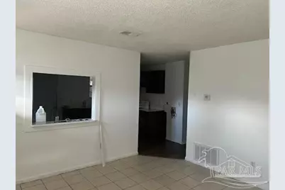 1105 W Strong St, Pensacola, FL 32501 - Photo 2