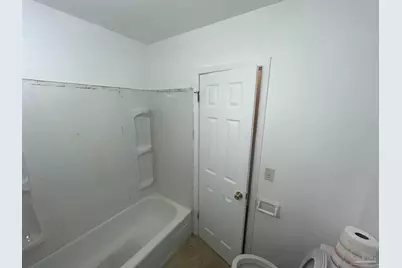 1105 W Strong St, Pensacola, FL 32501 - Photo 6
