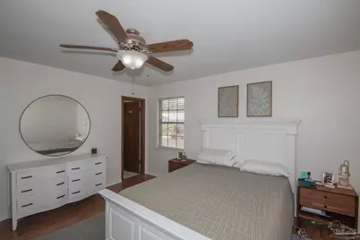 6940 Falcon Dr, Pensacola, FL 32526 - Photo 10