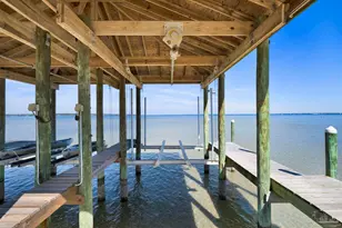 5470 N Shore Rd, Pensacola, FL 32507 - Photo 2