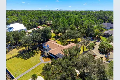 5470 N Shore Rd, Pensacola, FL 32507 - Photo 50