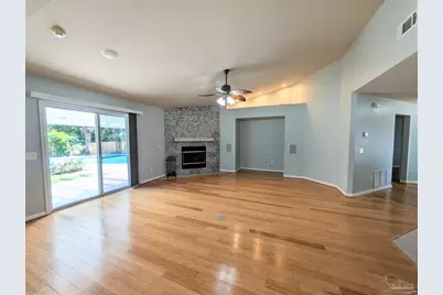 629 Downhaul Dr, Pensacola, FL 32507 - Photo 66