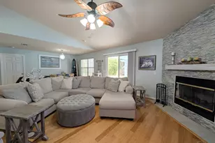 629 Downhaul Dr, Pensacola, FL 32507 - Photo 18