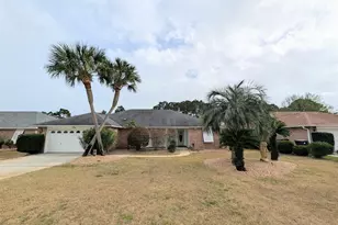 629 Downhaul Dr, Pensacola, FL 32507 - Photo 52