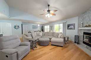 629 Downhaul Dr, Pensacola, FL 32507 - Photo 16