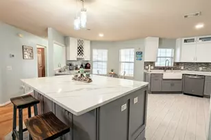 629 Downhaul Dr, Pensacola, FL 32507 - Photo 14