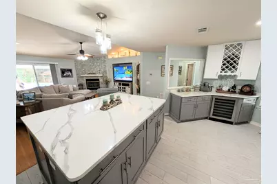 629 Downhaul Dr, Pensacola, FL 32507 - Photo 4