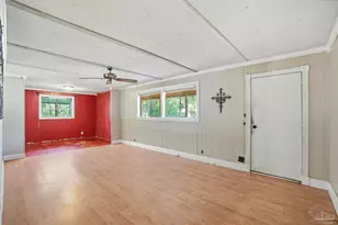 6952 Burrell Ln, Pensacola, FL 32503 - Photo 6