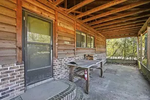 6952 Burrell Ln, Pensacola, FL 32503 - Photo 10