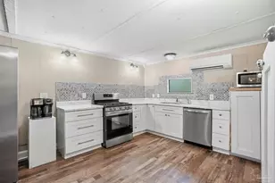 6952 Burrell Ln, Pensacola, FL 32503 - Photo 16