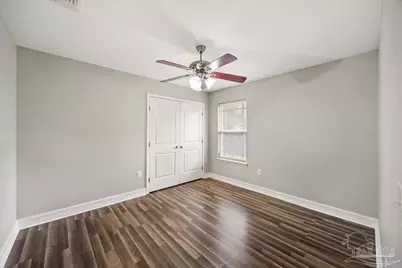 8445 Rynes Cir, Navarre, FL 32566 - Photo 16