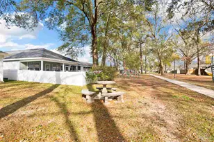 2491 Trailwood Dr, Cantonment, FL 32533 - Photo 36