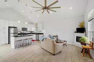 109 E Texar, Pensacola, FL 32503 - Photo 8