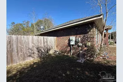 8826 Bluebell St, Milton, FL 32583 - Photo 4