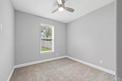 5292 Soundside Dr, Gulf Breeze, FL 32563 - Photo 36